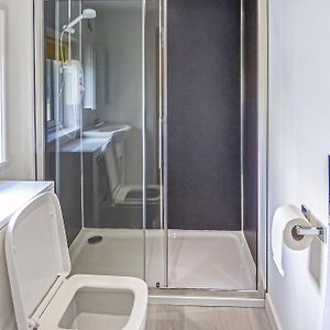 One-Bedroom Holiday Home